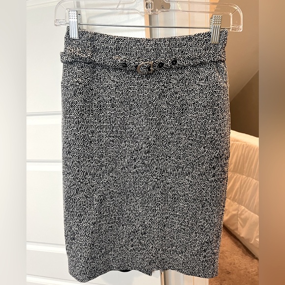Express Tweed Pencil Skirt - Picture 2 of 2